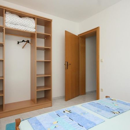 Apartments With A Parking Space Mandre, Pag - 6405 Kolan Habitación foto