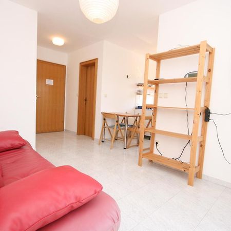 Apartments With A Parking Space Mandre, Pag - 6405 Kolan Habitación foto